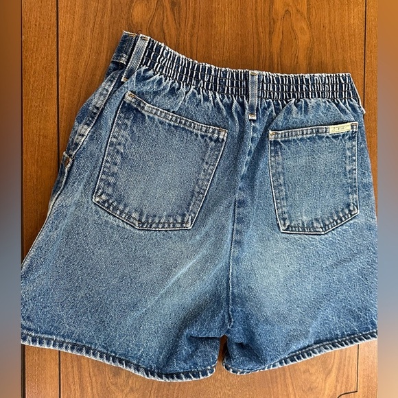 Vintage St. John’s Bay High Rise Denim Shorts Women’s 26–30” Stretch 90s Mom - Picture 2 of 6